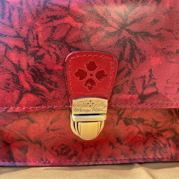 PATRICIA NASH LANZA LEATHER CROSSBODY CLUTCH ETCHED ROSES NWT - Picture 11 of 14